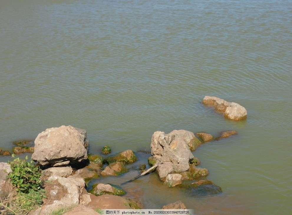 ‘~水中的岩石图片_旅游摄影_自然景观-  ~’ 的图片