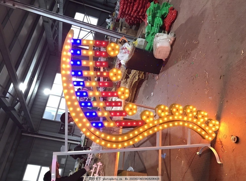 ‘~led灯杆造型路灯装饰和谐之光图片_节日庆祝_文化艺术-  ~’ 的图片